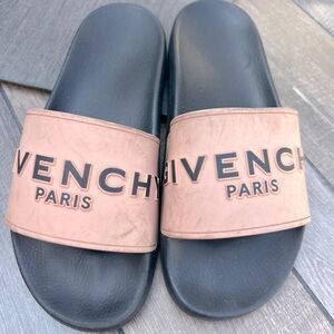 Givenchy pink slides